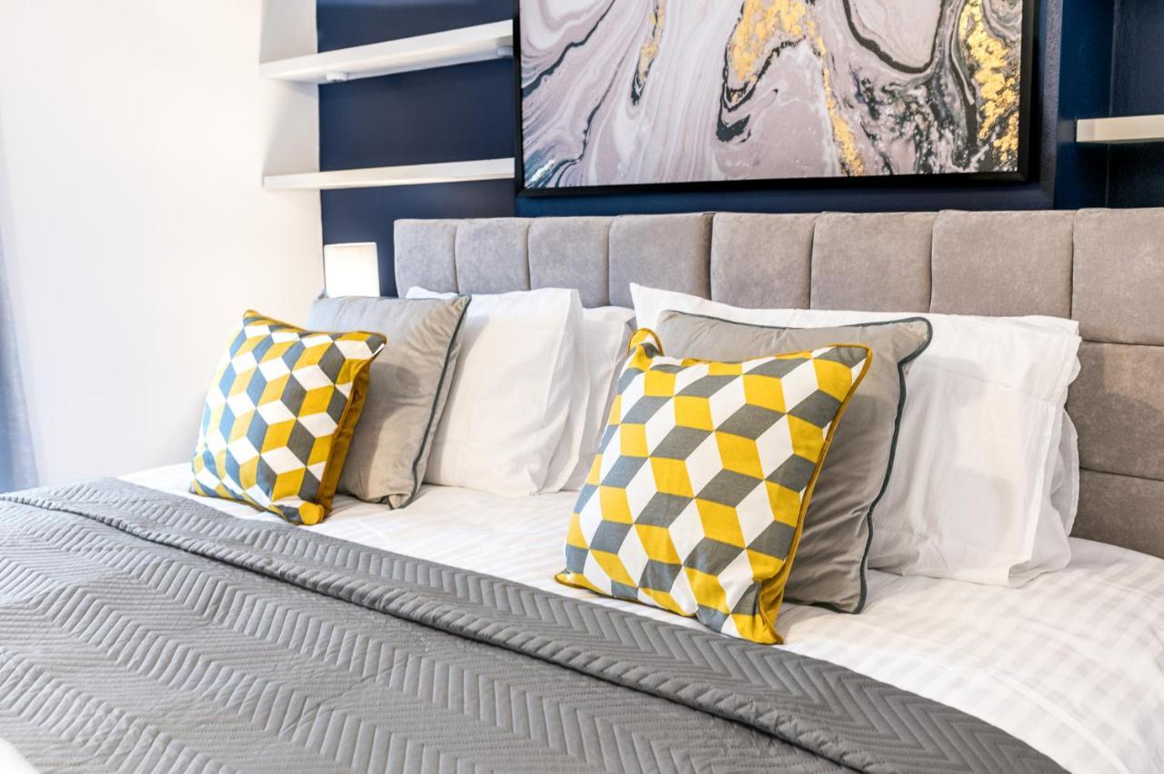 *King Bed* Comfy City House Barrow-in-Furness Extérieur photo